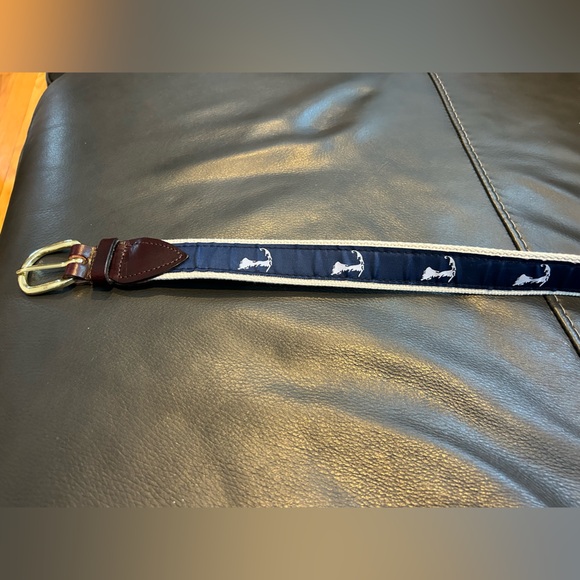 MEN'S LEATHER TAB
PATTERN RIBBON
BELT
MADE ON CAPE COD - Picture 3 of 7